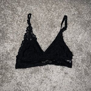 Black Lace bralet from ROMWE.